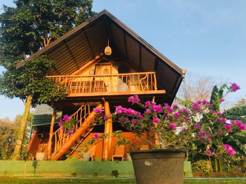 Lion Rock Haven Cabana