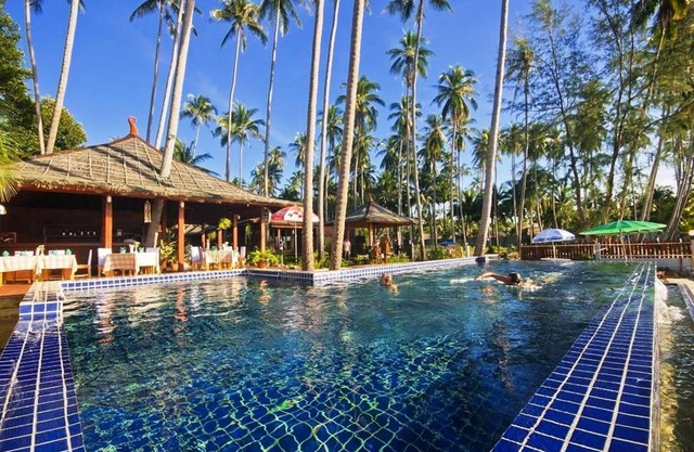 Lipa Bay Resort