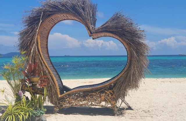 Lipe Beach Resort
