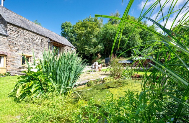 Little Coombe - One Bedroom House, Sleeps 2