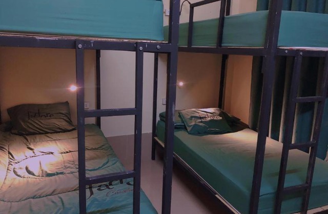 Little Pakse Hostel