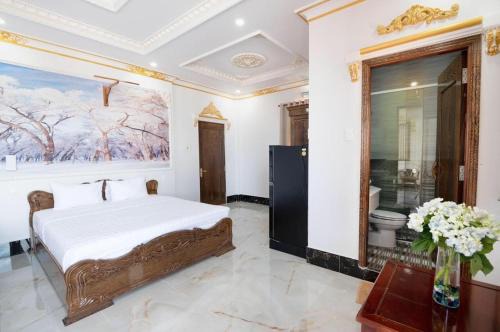 Little Saigon Hotel