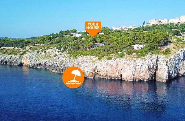 Little trullo with private sea access (house E)