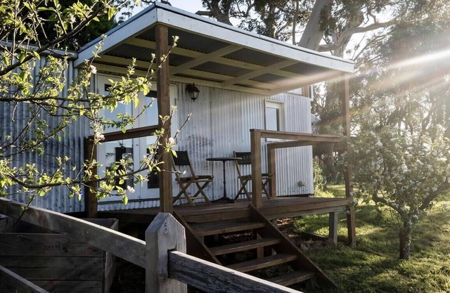 Little Vine Caboose at Zig Zag Winery