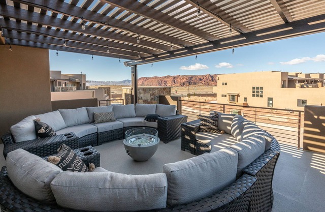 Live All In at The Ledges Golf Club *Resort Amenities Included!