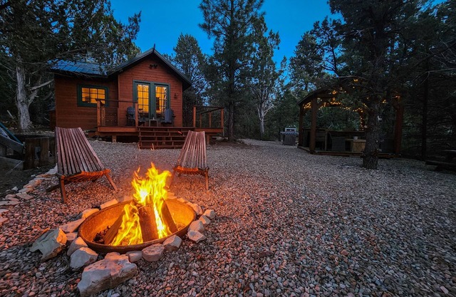 Live Simply Cabin | Glamping at it's finest