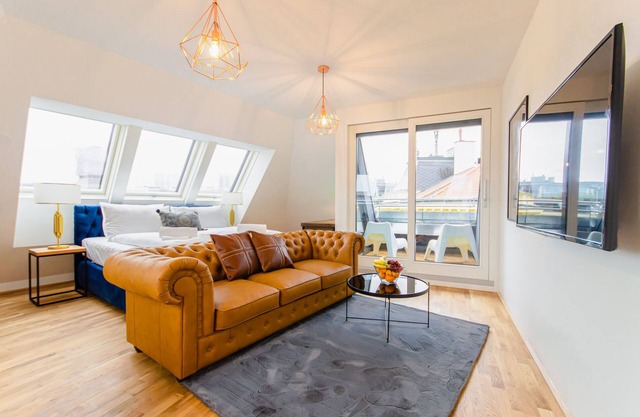 ★ Lively & Modern ★ Near the Vibrant Vienna Center