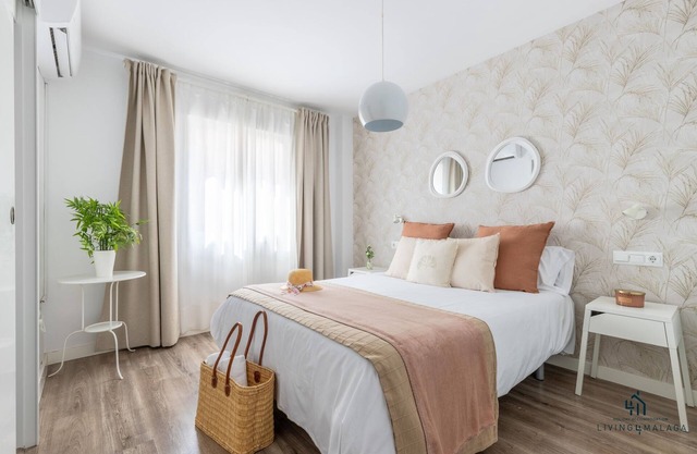 Living4malaga Sea Breeze Apartment