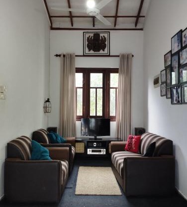 Liyo House