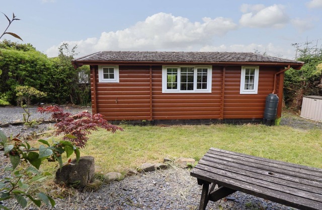 LLETY CLYD, NO. 188, pet friendly, with a garden in Trawsfynydd