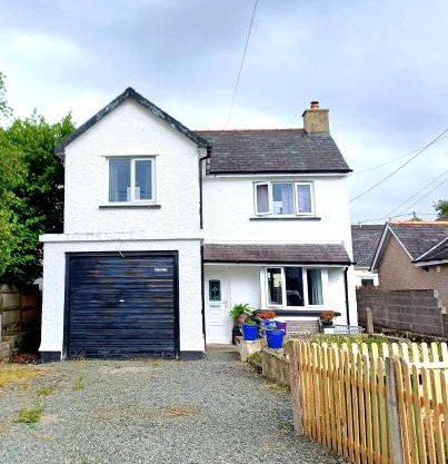 Llys Ifor holiday home