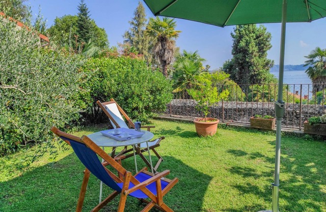 Lo Scoiattolo by Interhome