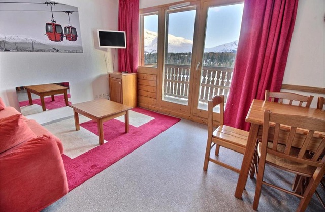 Locabed - Appartements Residence Les Chaumettes Les Chalets de Super D proche pistes