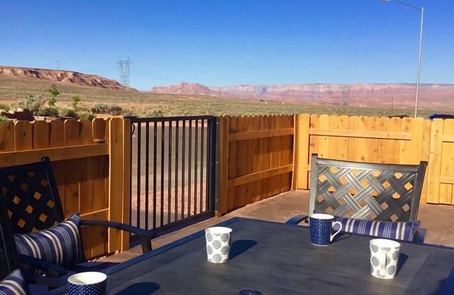 Local VIEW🏜2 homes side by side🚤boat parking🐶PETS~close to Antelope/Horseshoe