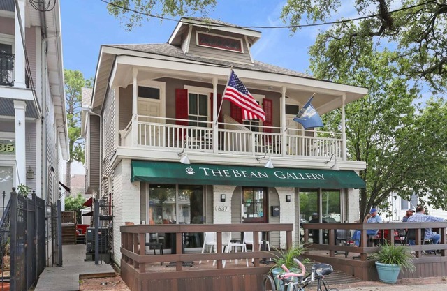 Locals Favorite |Mid City 1BR| Cafe+Streetcar Line