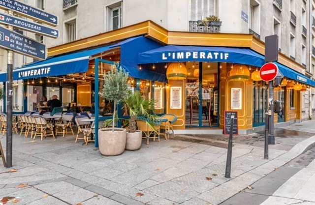 LOCATED AT THE NEXT NEIGHBOURHOOD TO SAINT GERMAIN-RUE DU FAUBOURG SAINT-JACQUES