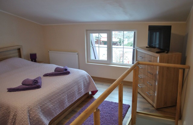 Located in Bistriţa, Ap. Alpha offers a garden and fitness centre.