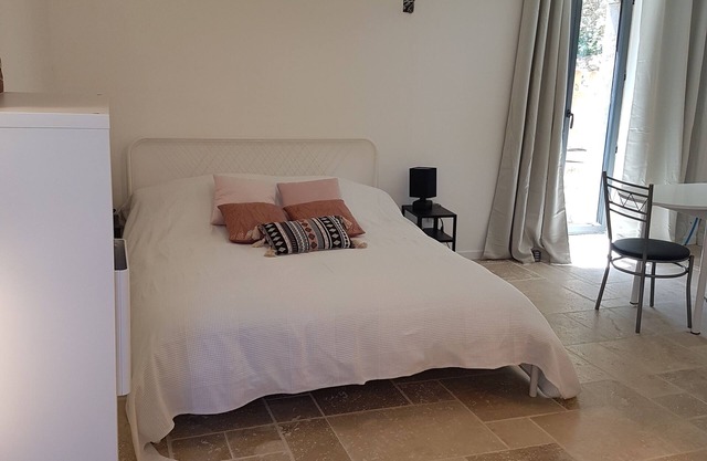 Locatio Studio Saint Montan