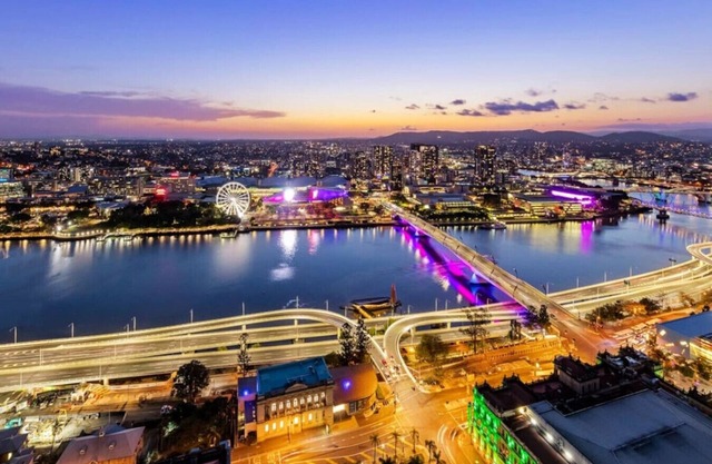 Location! Brisbane City Centre! Whole Apartment!