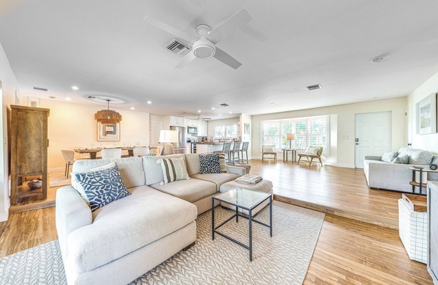 Location, Location! Stylish Home in Palm Beach!