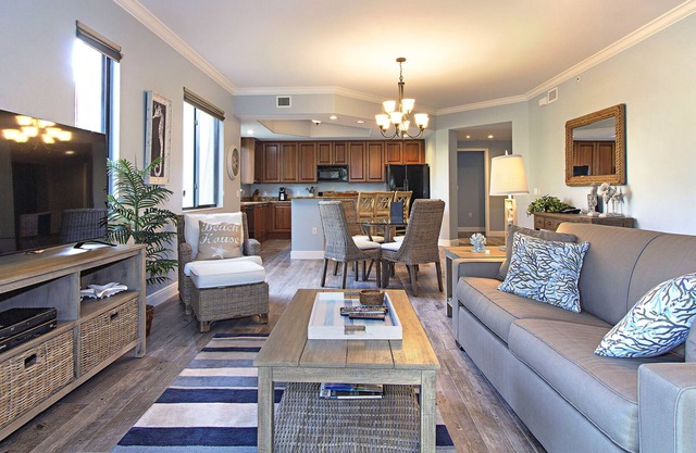 LOCATION! LOCATION! Newly Updated Condo! Clean and Comfortable, Close to Pool!