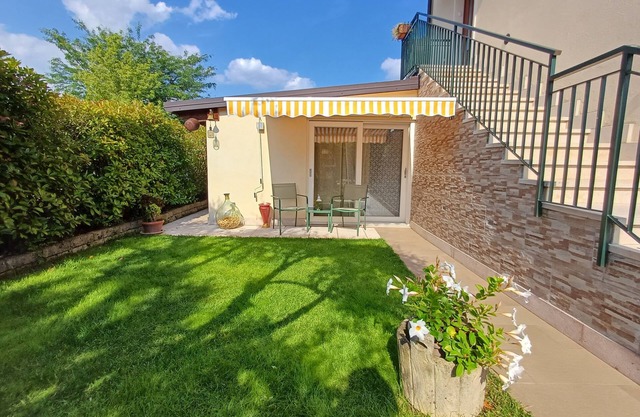 Locazione turistica - monolocale su giardino