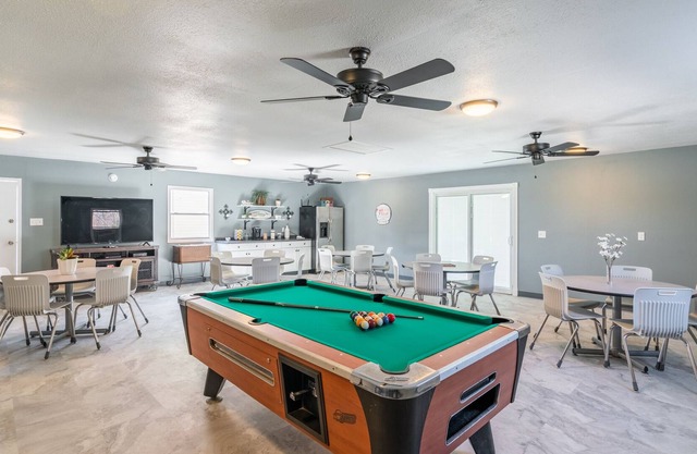 Lodge #2 with Game Room, Pool Table, and Outdoor Kitchen
