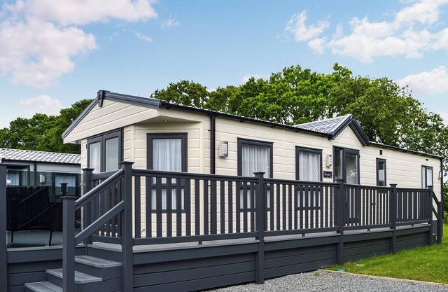 Lodge 9 Bridlington Holiday Park - UK47516
