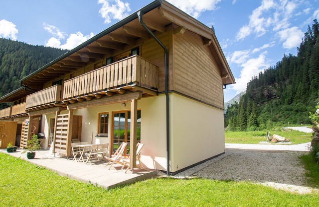 Lodge Enzian 194 im Tauerndorf Enzingerboden