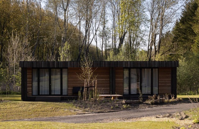 Lodge in Netherlands with Hot Tub