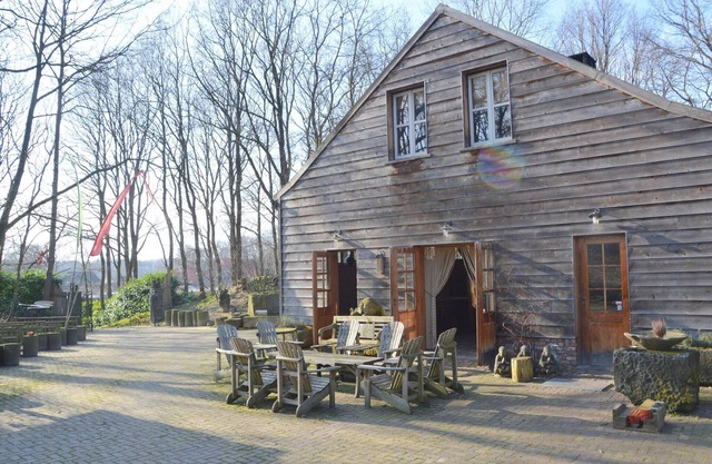 Lodge Maasduinen near National Park