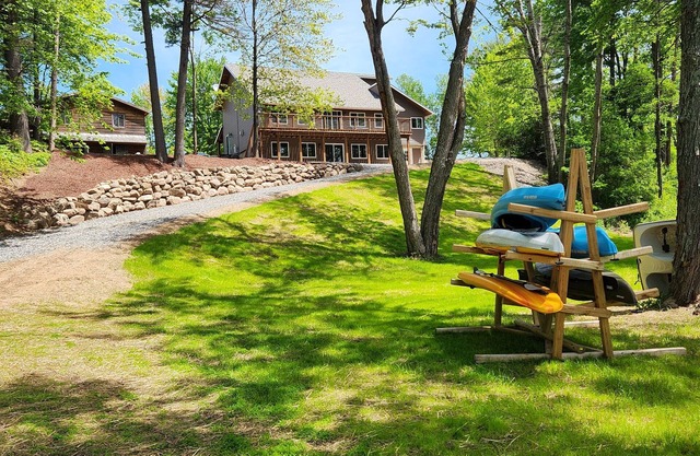 Lodge on Road Lake