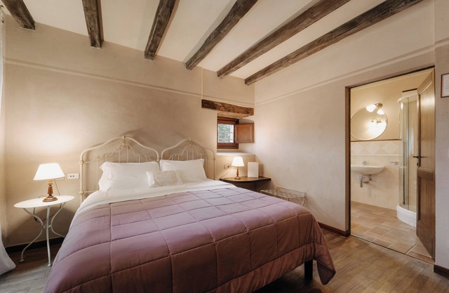 LODOLE COUNTRY HOUSE