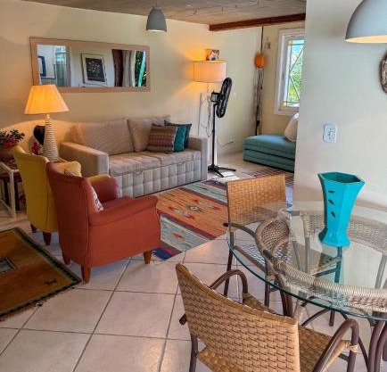 Loft aconchegante, 4 pessoas, perto praia e centro