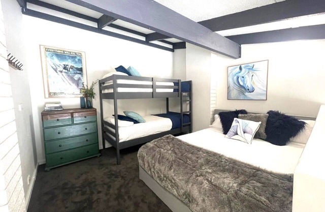 Loft-style Apartment IN THE Middle OF Jindabyne - Freshly Renovated