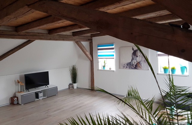 Loft White Horse