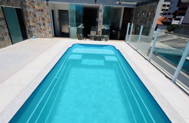 Loft with private pool in Farol da Barra (8 people)