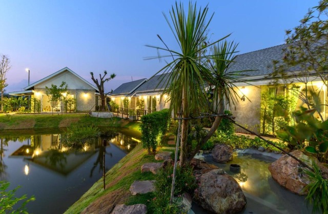 Loftpical Resort