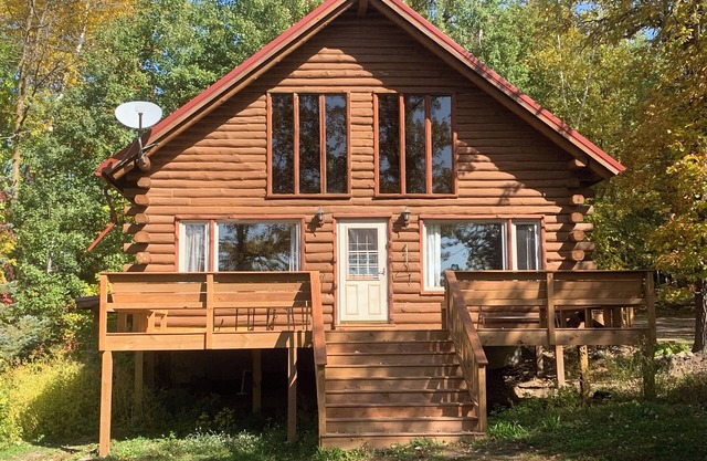 Log Cabin at Bolton Bay on Long Lake