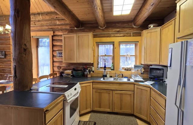 Log Cabin on the Famous South Fork Payette Whitewater River