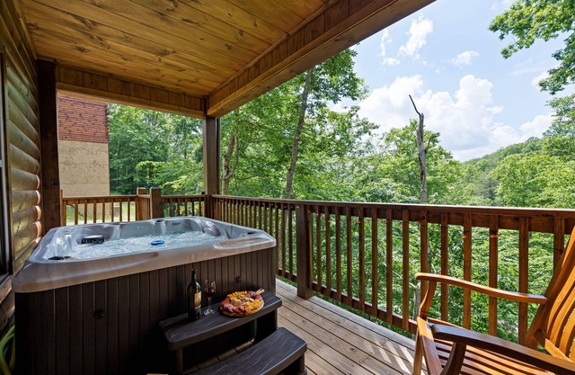 Log Cabin w/Foliage Views Pool, Hot Tub, Dogs!