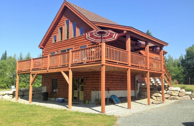 Log Home In Twin Mountain Near Bretton Woods And Cannon Mountain