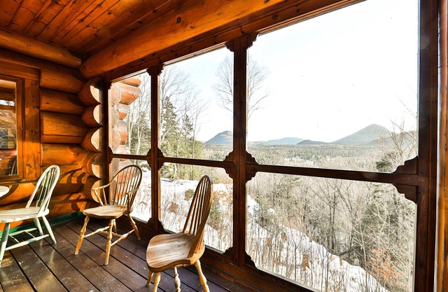 Log House - Sauna - View on Mont-Tremblant