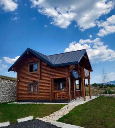LogCabin Žabljak