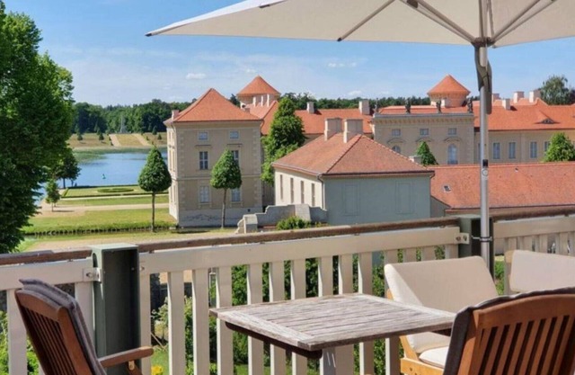 LoggiaHaus am Schloss, penthouse apartment. Ronja (Jun-Aug minimum stay 7 nights)