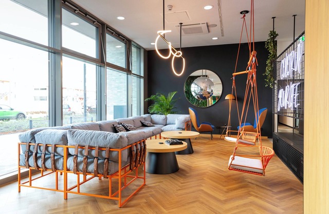 LOGINN Hotel Köln Airport