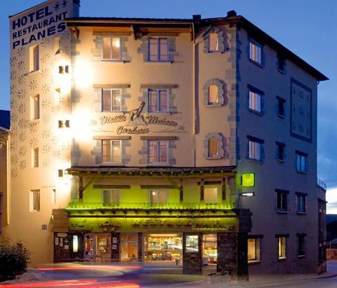 Logis Hotel Restaurant Planes