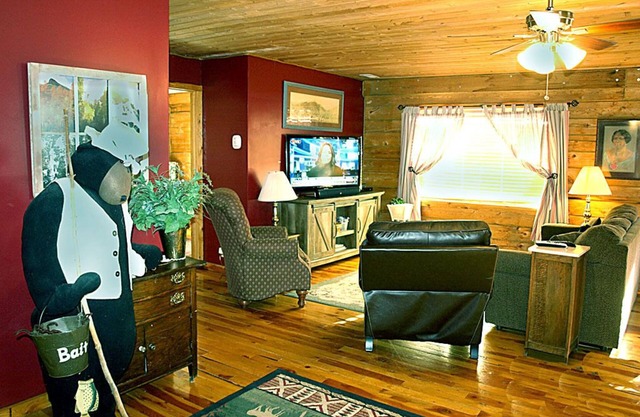 Lola's Place - Your Mountain Home Away from Home nOHV off street Parking