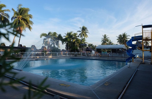 London Beach Resort and Hotel