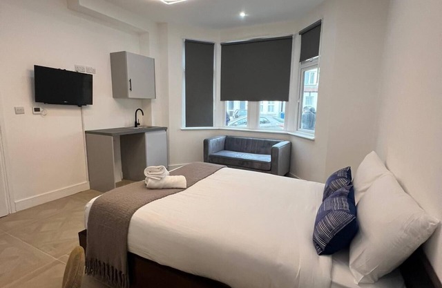 London Beautiful Studio Flat in Harrow - Wembley